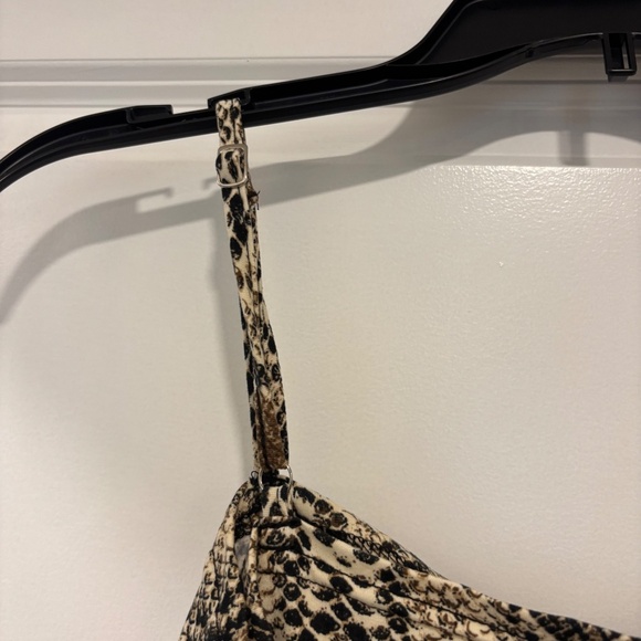 NWT Amazon LYKSAW Store Queen.M Women's Snakeskin Spaghetti Strap Bodysuit - Picture 6 of 8